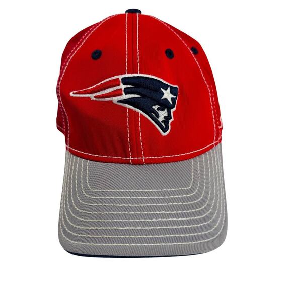 Vintage NFL Reebok On-Field New England Patriots Adjustable Cap Red Navy M/L - Picture 1 of 6
